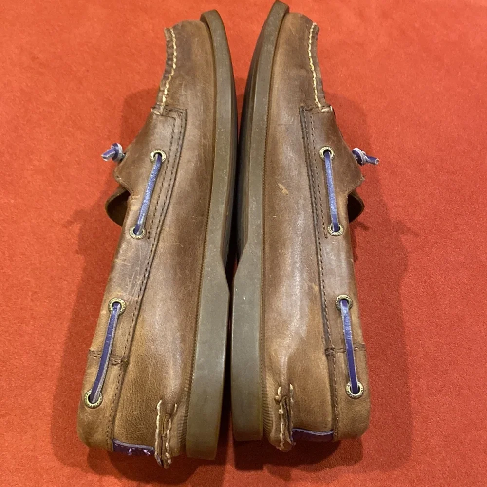 Sperry excellent used